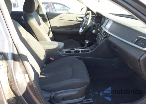 2020 Kia Optima Lx z USA, uszkodzony, nr VIN 5XXGT4L30LG448941